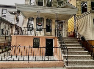 1219 Taylor Ave, Bronx, NY 10472