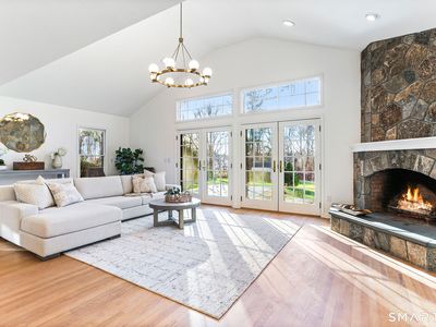 86 Maple Avenue South, Westport, CT, 06880