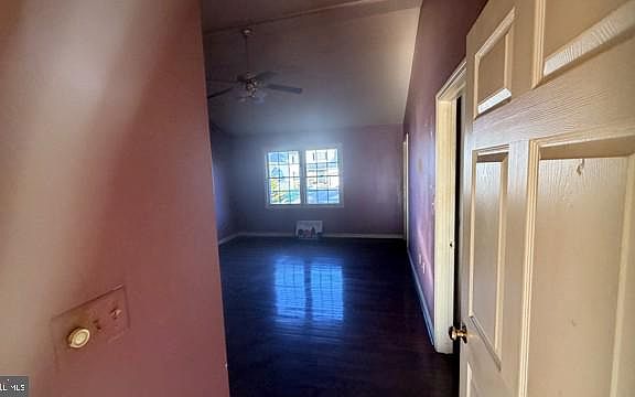5th image of 1006 Leanne St
