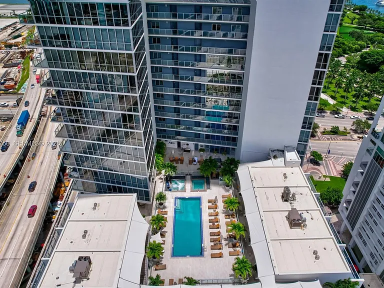 1100 Biscayne Blvd #4002 — Photo 4