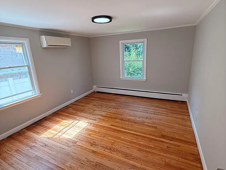 37 Caya Ave — Photo 10