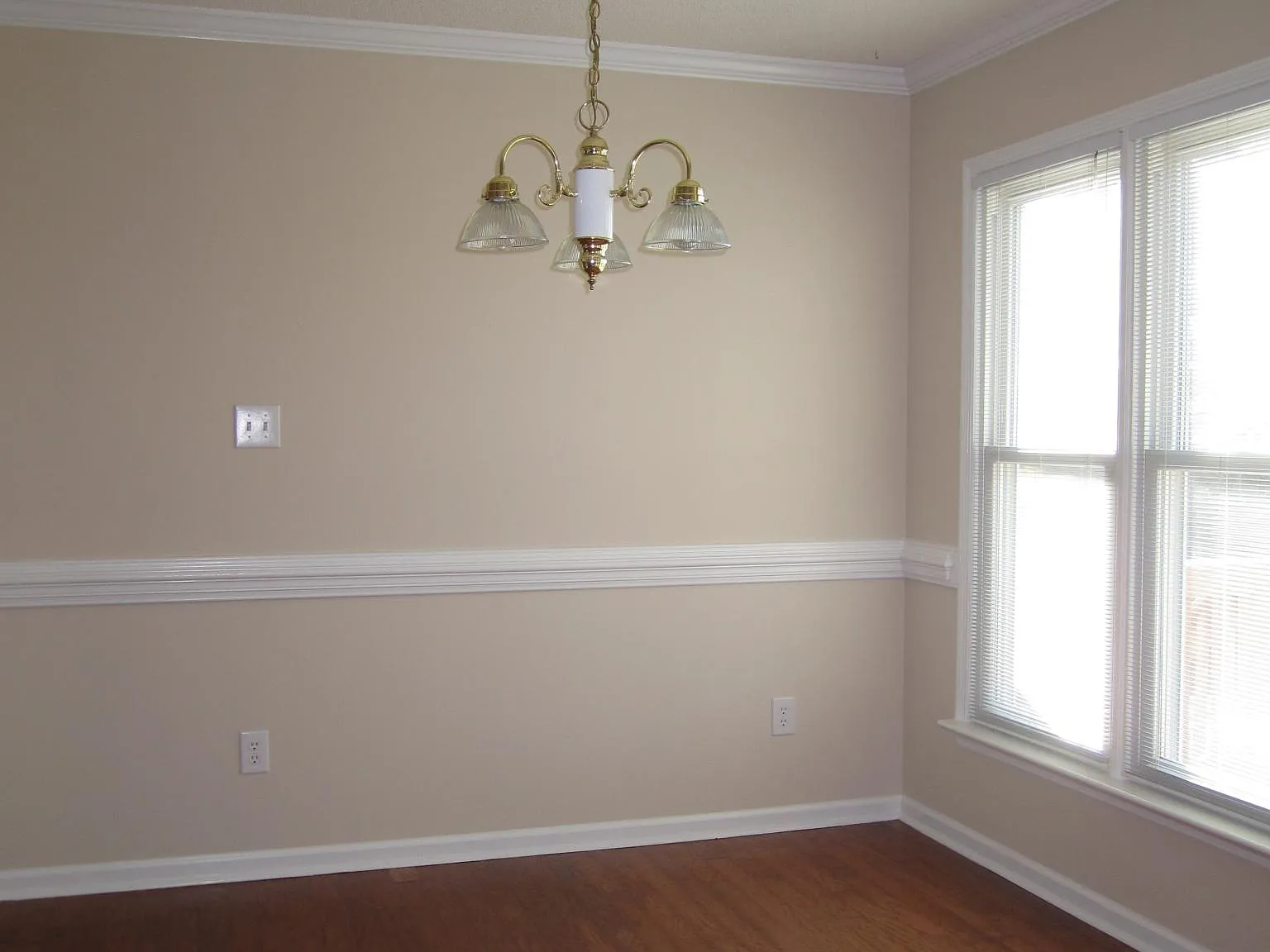3 bed, $1,500 — Photo 3