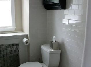 446 Wellesley Rd, Philadelphia, PA 19119