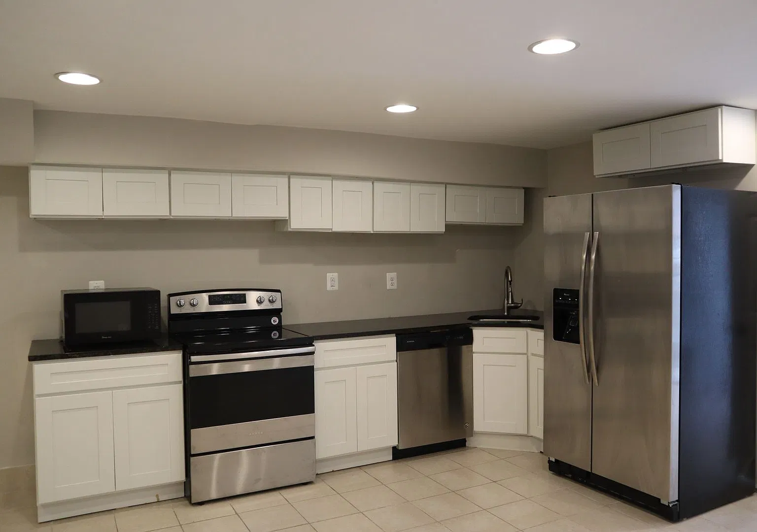 2206 N Charles St — Photo 1