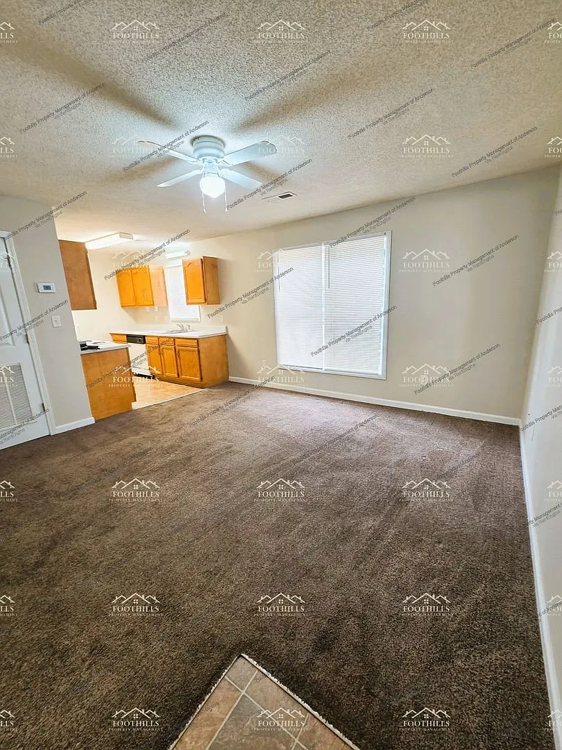 1 bed, 1.0 bath, 700 sqft, $750 — Photo 2
