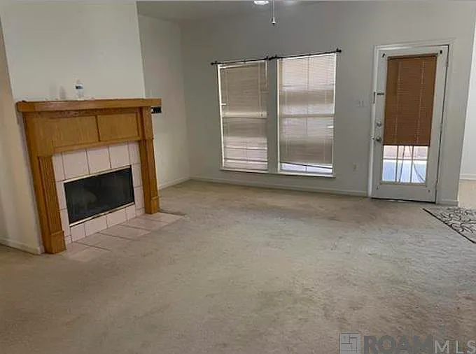 218 Edgehaven Dr — Photo 6