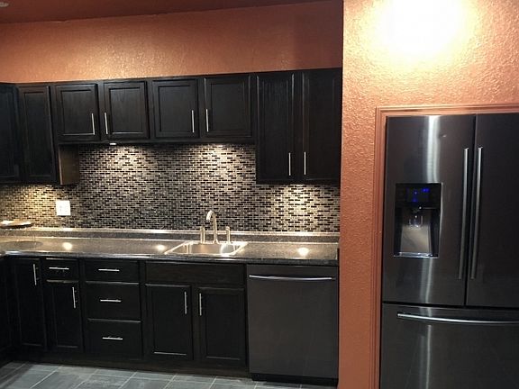 4th image of 245 Skyview Dr
