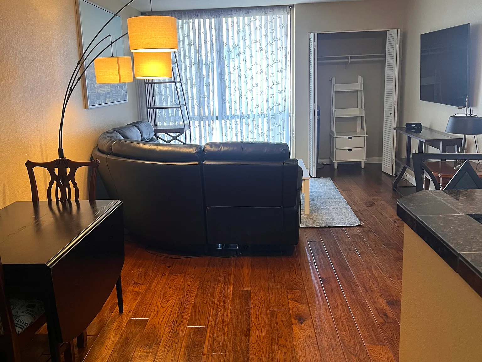 1 bed, 666 sqft, $2,900 — Photo 2