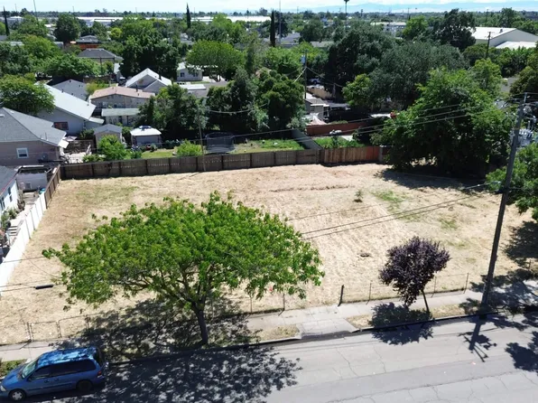 1640 E Hazelton Ave, Stockton, CA 95205
