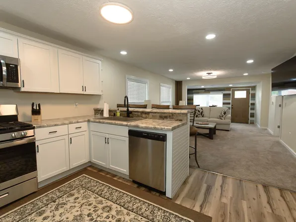 1105 E Markland Ave, Kokomo, IN 46902
