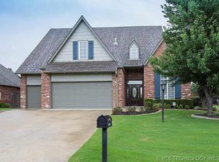 6847 E 83rd St, Tulsa, OK 74133