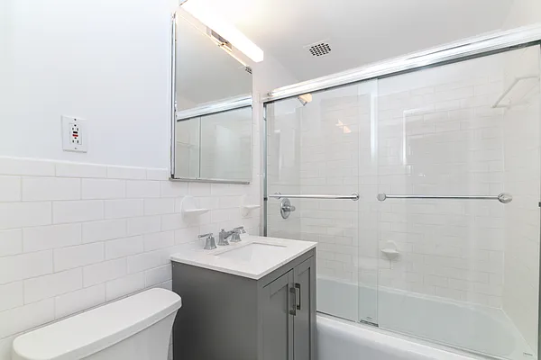 Rented by MNS | media 25