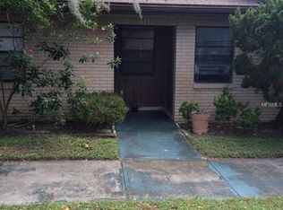 625 Hampton St, Auburndale, FL 33823