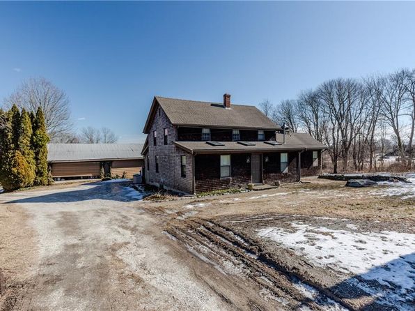 1861 E Main Rd, Portsmouth, RI 02871