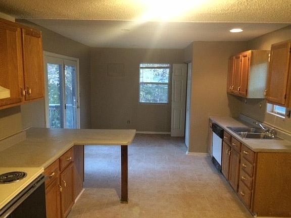 Huge modern kitchen with eat-in area
