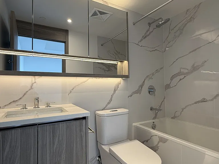 68 Esther Shiner Blvd #2105 — Photo 10