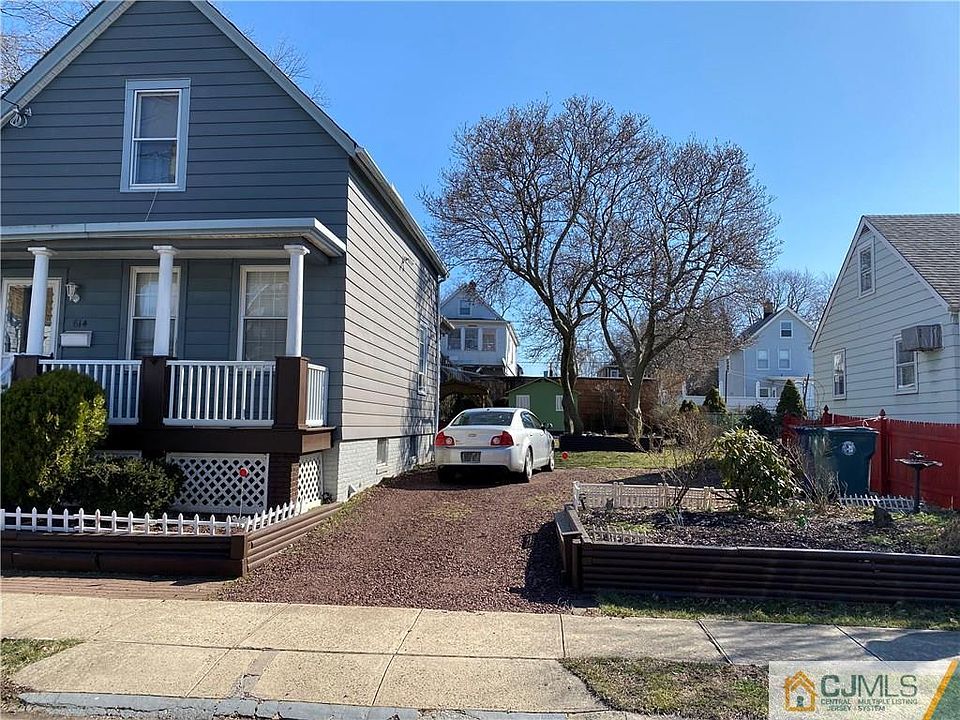 2nd image of 614 Hommann Ave
