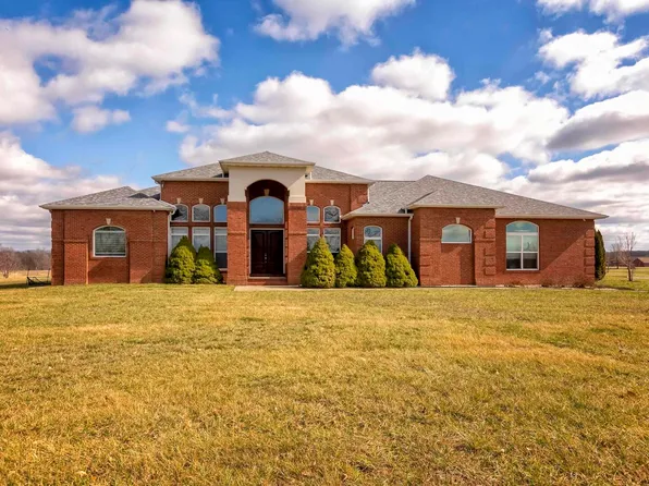 4005 S Market St, Marion, IL 62959