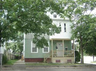 132 Dunnell Ave, Pawtucket, RI 02860
