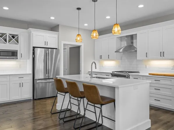 1418 Ridgetrail Drive, Cross Plains, WI 53528