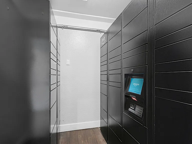 CentrePointe Apartments — Photo 21