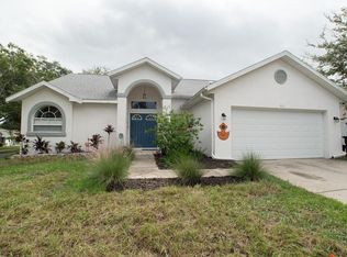 801 High Point Ct, Tarpon Springs, FL 34689