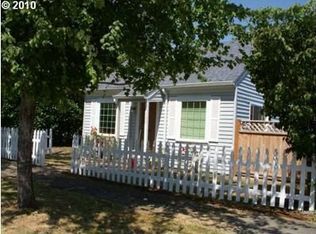 727 NE 10th St, McMinnville, OR 97128