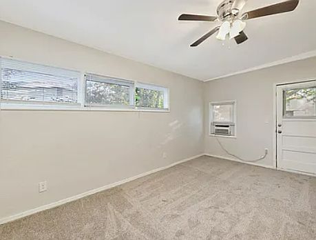 2nd image of 6020 N East Park View St
