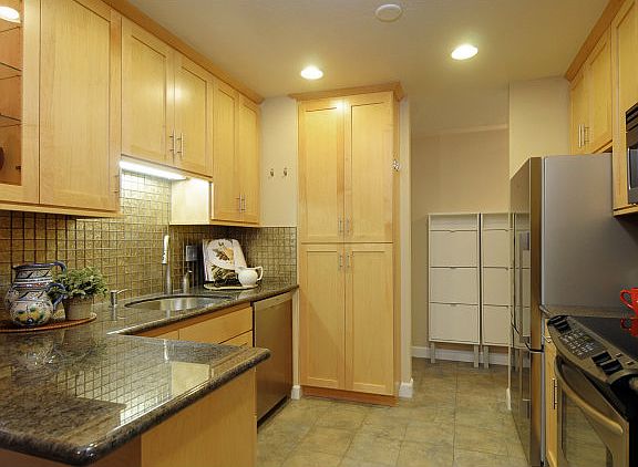 5th image of 1720 Halford Ave APT 130
