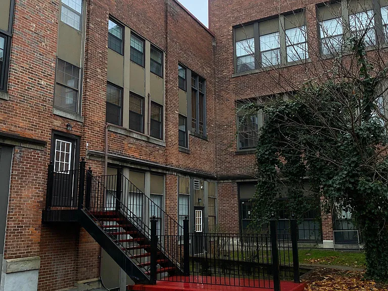 917 Madison St #15 — Photo 15