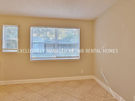 3rd image of 6052 Edgefield Dr