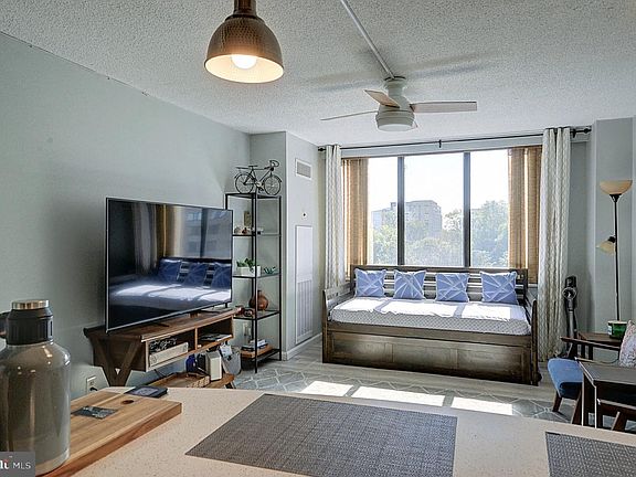 2nd image of 5225 Pooks Hill Rd APT 514N