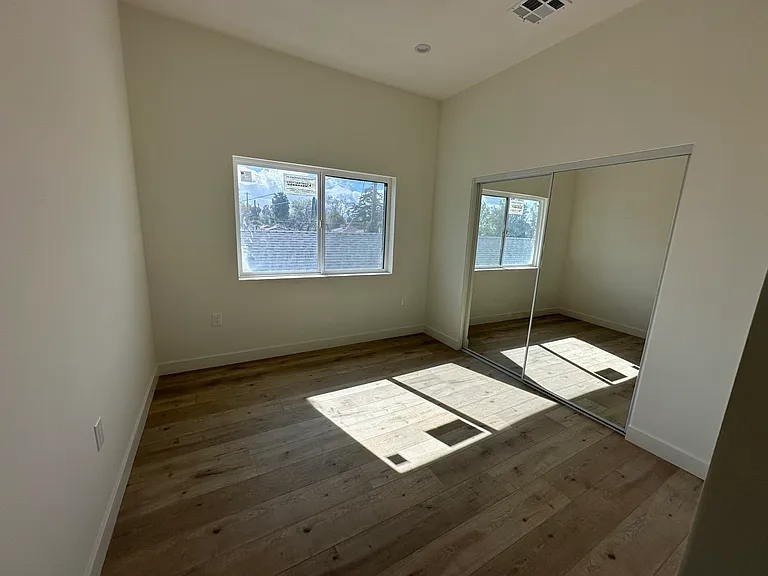 8351 Tunney Ave — Photo 15
