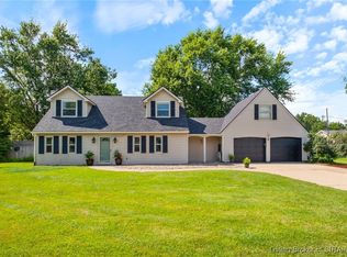 3805 Rainbow Dr, New Albany, IN 47150