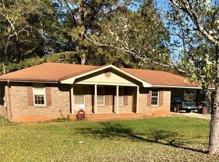 224 Edith Ln, Lilburn, GA 30047