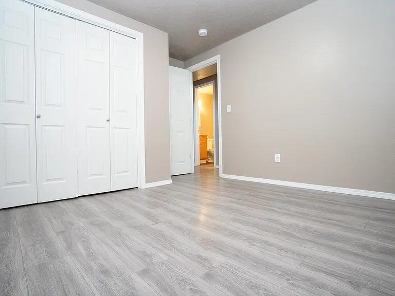 2210 S Owyhee St — Photo 20