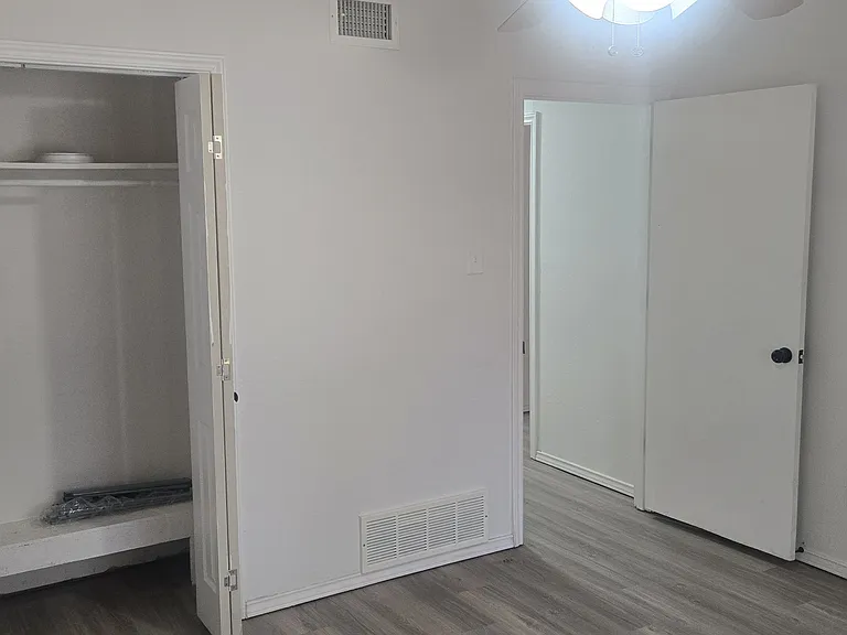 504 S Judd St — Photo 12