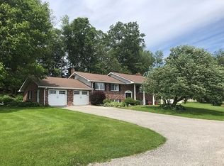 205 Sequoia Dr, Friedens, PA 15541
