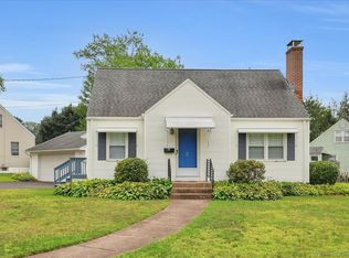 4 Flint Dr, Manchester, CT 06040