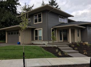 32775 Huser Ln, Scappoose, OR 97056