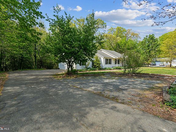 5th image of 23275 Christy Ct