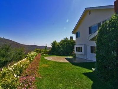 2648 Cordelia Rd, Los Angeles, CA, 90049