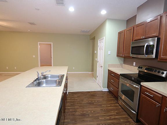 5th image of 12158 Hazelmoor Ct