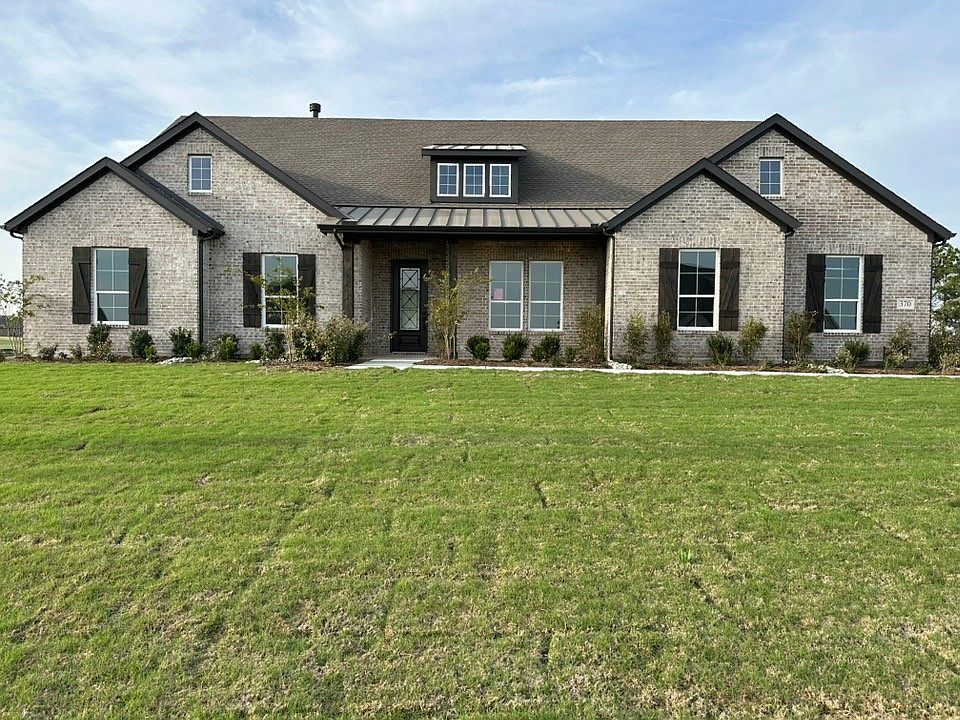 1st image of 370 Cobb Rd