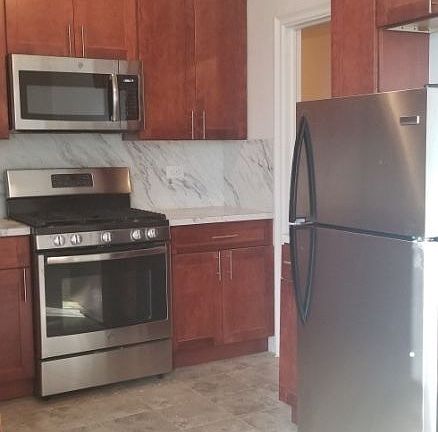 2nd image of 2728 Henry Hudson Pkwy APT 33B