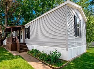 181 Pinewood Est #181, Chillicothe, IL 61523
