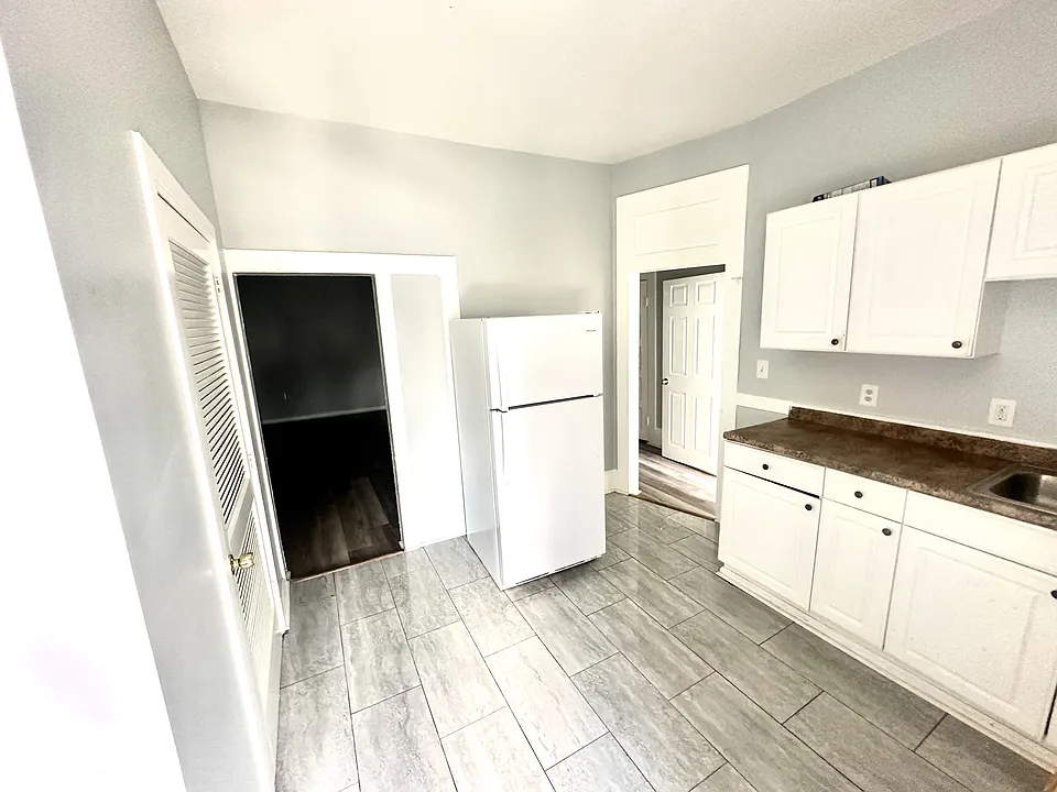 24 E Washington Ave #2