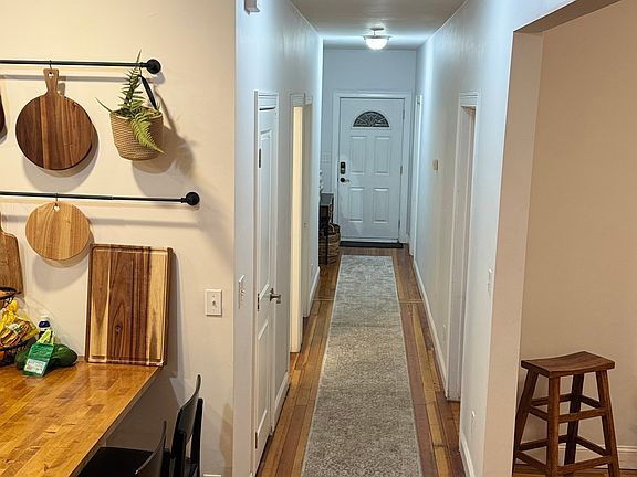 4th image of 106 Harvard St #1
