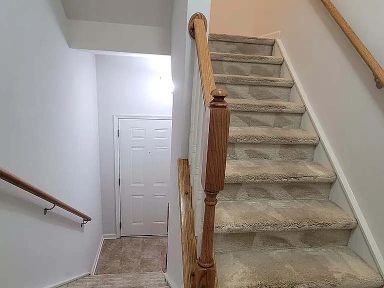 434 Parkview Ave #434 — Photo 3