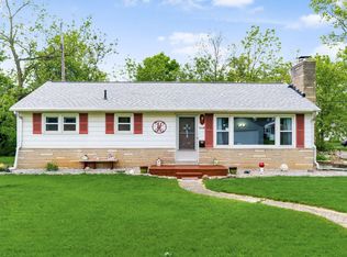 3119 Lotz Dr, Grove City, OH 43123